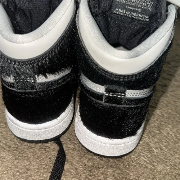 Jordan’s - Picture 3 of 3